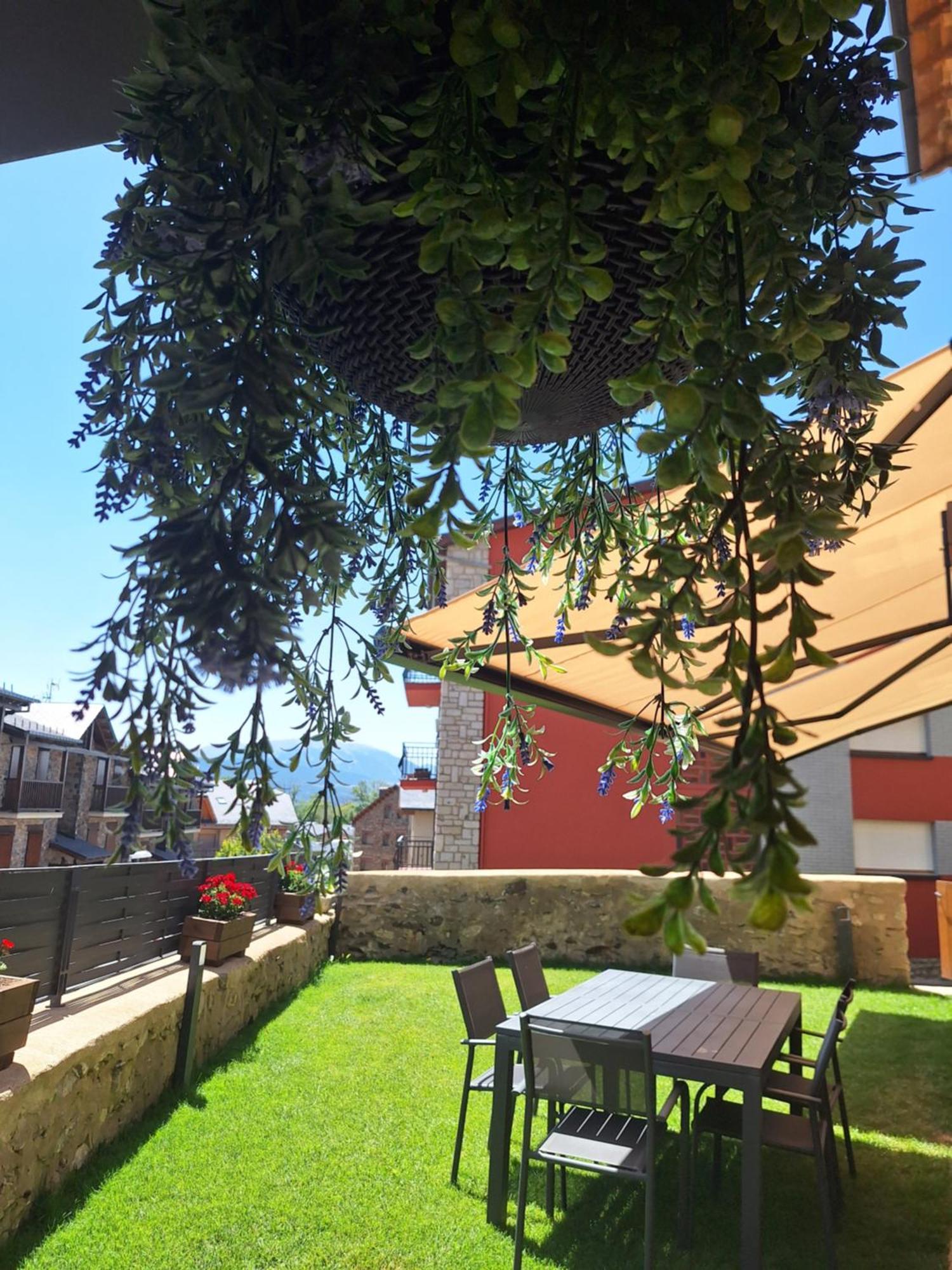 Apartament "Enclau" Turismo Rural Cal Rialla Льивия Экстерьер фото